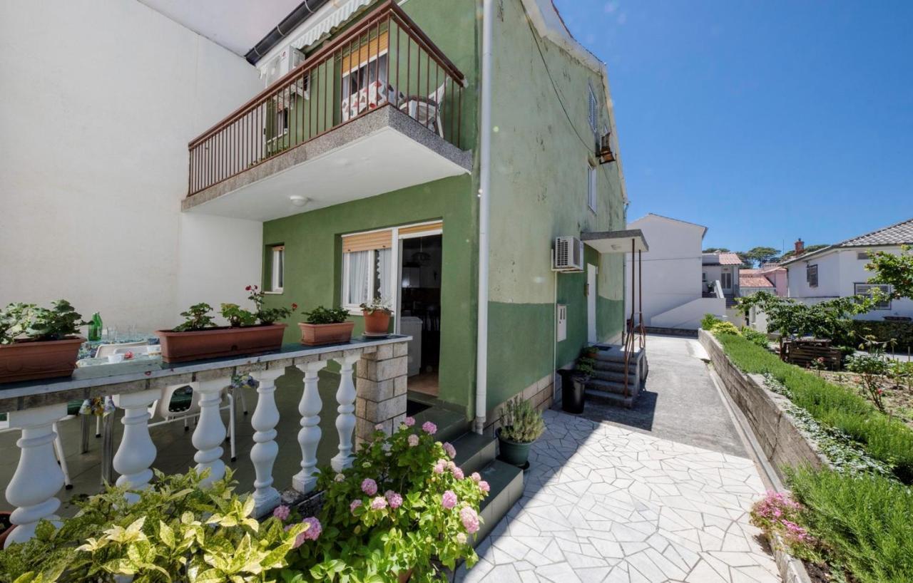 Rooms Dragica Palit Exterior photo