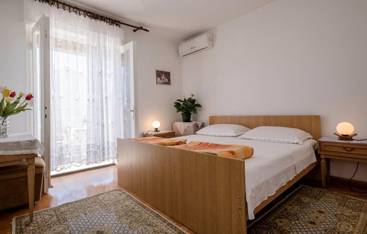 Rooms Dragica Palit Exterior photo