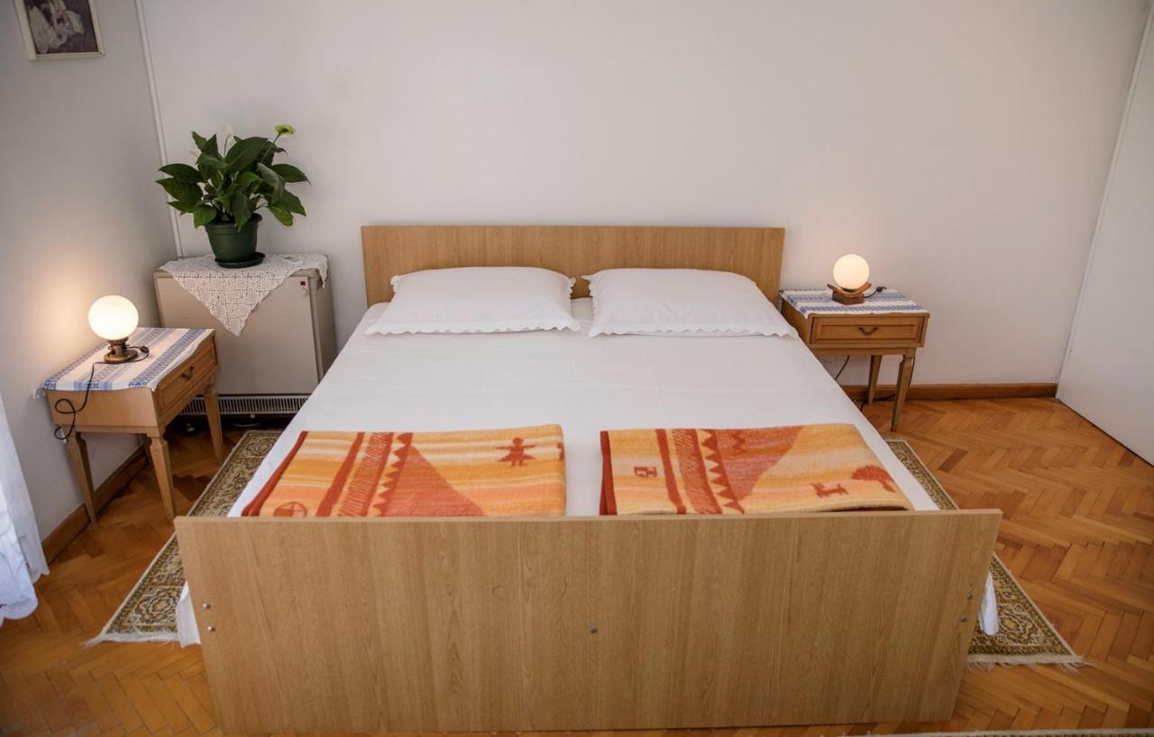 Rooms Dragica Palit Exterior photo