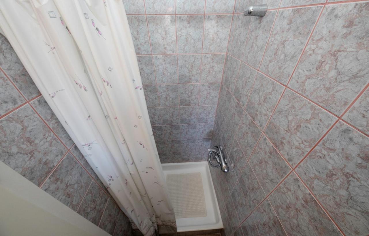 Rooms Dragica Palit Exterior photo